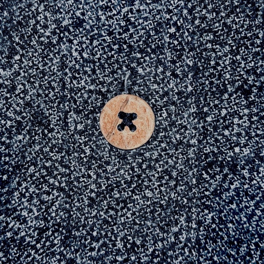 EarthBound Collared Button-Up - Picture 7 of 9